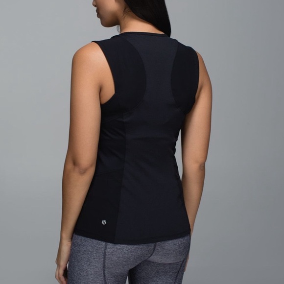 lululemon athletica Trail Bound Tank Black Size 6 - Picture 7 of 7